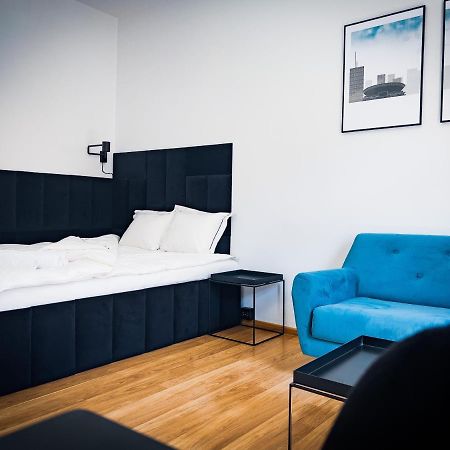 Nalu Black&White Apartment No 8 Katowice Bagian luar foto