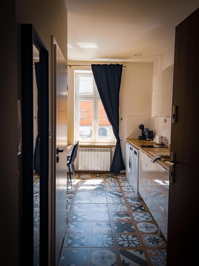 Nalu Black&White Apartment No 8 Katowice Bagian luar foto