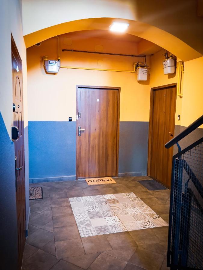 Nalu Black&White Apartment No 8 Katowice Bagian luar foto
